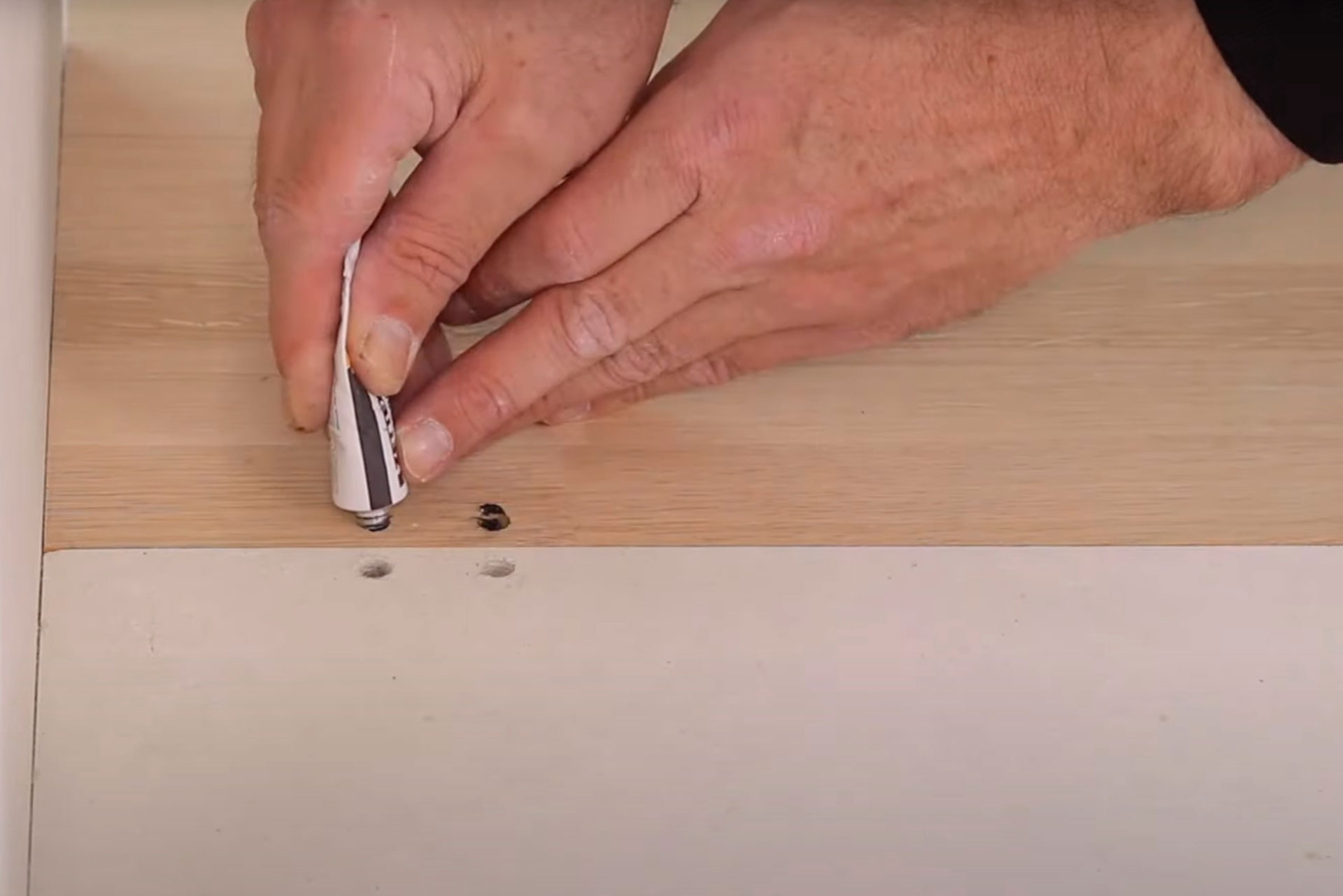 Mount-the-floor-plate 10