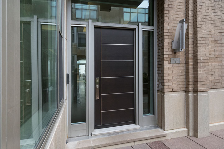 Modern Entry Door.  33 W Ontario Chicago Townhomes Modern Commercial Doors DB-EMD-B1W