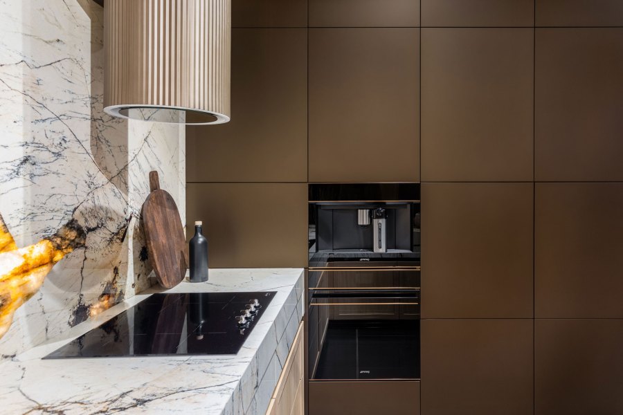 06 Custom Kitchen Cabinets And Cook Top 3